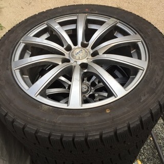 グッドイヤー アイスナビZEA2 約8分山 215 55R17
