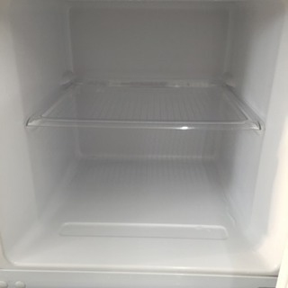 東区 和白 Hisense 106ℓ冷蔵庫 2015年製 HR-B106JW 0516-7