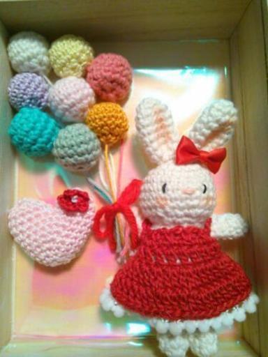 ハンドメイド 風船とうさぎとハート