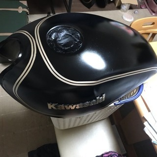 ゼファー400 タンクの画像