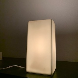 ニトリ テーブルランプの画像
