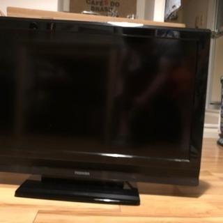 TOSHIBA REGZA 32型の画像