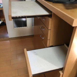 収納棚　コンセント付　キャスター付　キッチンの画像