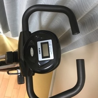 アルインコ エアロバイクの画像