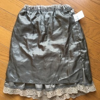 110 a.v.v スカートの画像