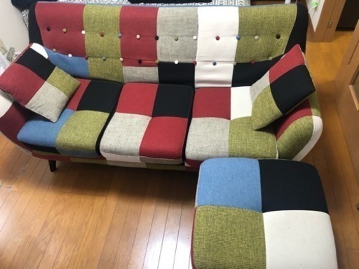 ソファ・パッチワーク柄(5月まで)