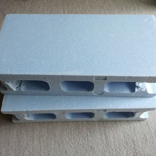 プラスチックのブロック
