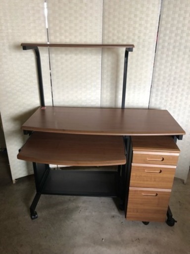 美品❣️木目調のお洒落なパソコン机✨キャビネット付き