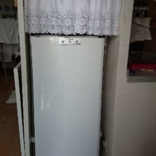 三菱冷凍庫 MF-U12T-W