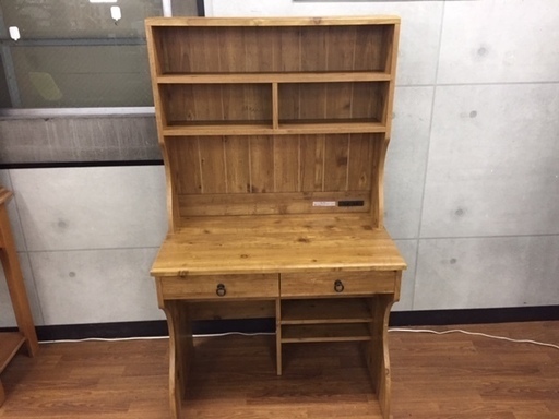 大特価！！Nissen アンティークテーブル売場展開中！！