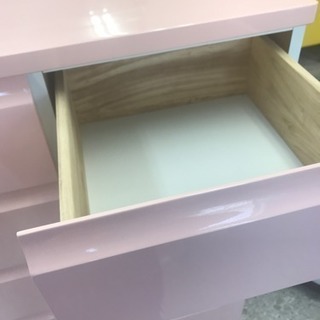 タンス ピンク6段の画像