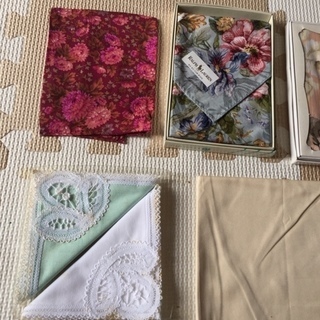 ハンカチ、小物など、まとめてセット販売の画像