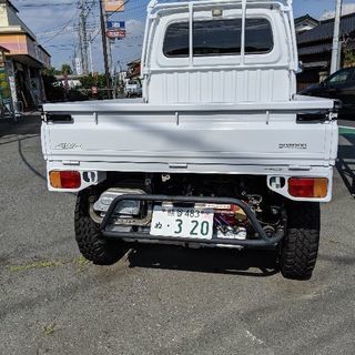 価格交渉ＯＫ　早い者勝ち！国内発？サンバー４WD4インチリフトアップの画像