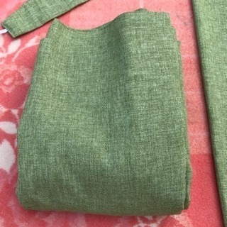 ニトリ カーテン グリーン 幅100㎝×高さ180㎝ 2枚組の画像