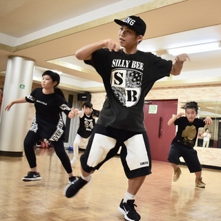 楽しくダンスを踊りませんか？の画像