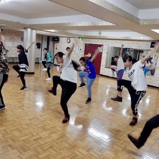 楽しくダンスを踊りませんか？の画像