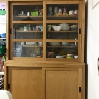 ローラアシュレイ 飾り棚 ローラアシュレイ 飾り棚 カップボード コレクションケース