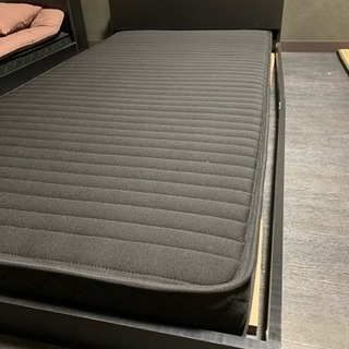 マットレス付きシングルベッド