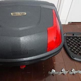 バイク用トップケース 48L Hunter(ハンター) ワールドウォーク リアボックス 動画ありの画像