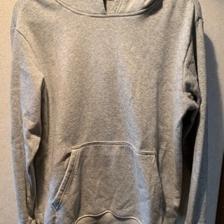 パーカー フードつき