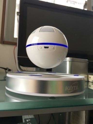 フワフワ空飛ぶスピーカー