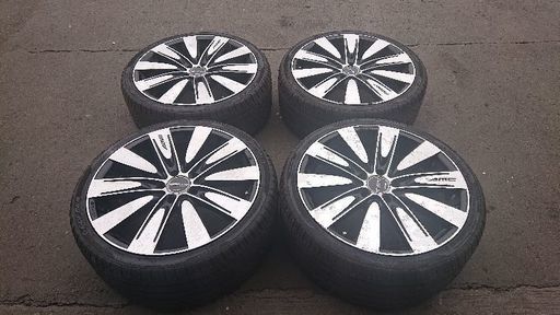 19インチアルミ　タイヤ付