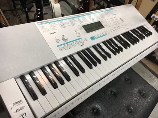 【CASIO】電子ピアノLK-228あります！！