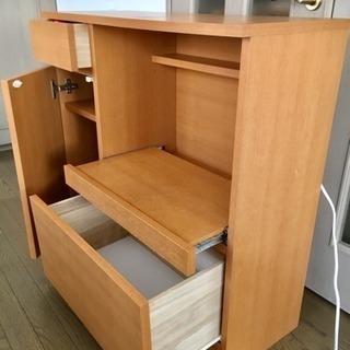カップボード (炊飯器など置けるスライド付)の画像