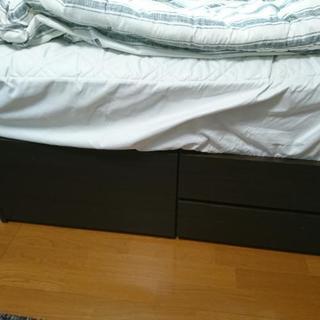ベッドフレームのみの画像