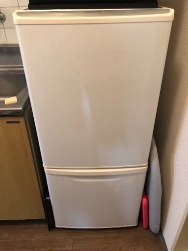 Panasonic ノンフロント冷凍冷蔵庫 NR-B143W-W