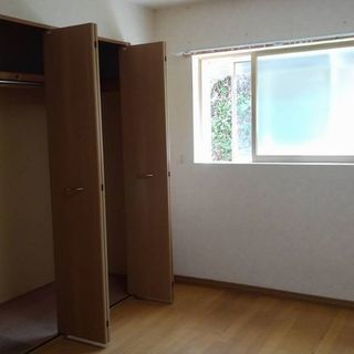 【敷金礼金ナシ】3階建て 戸建の1階部分【初期費用前家賃のみ】