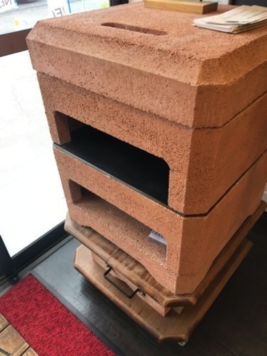 本格石窯 家の庭などで本格ピッツァ