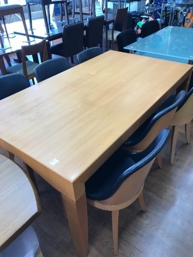 6人掛け用のダイニングテーブルセット！特価です！