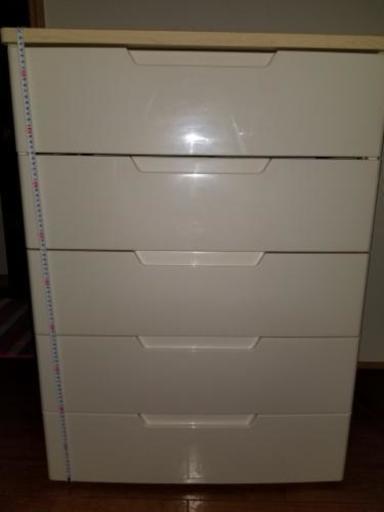 プラスチック収納チェスト