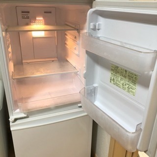 **シャープ冷蔵庫**の画像