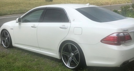 交渉取り引き。希望価格メール下さい！バリ山 マホラ ヴァルド M13C 20インチ ビッグキャリパー対応クラウン セルシオ アル ヴェル