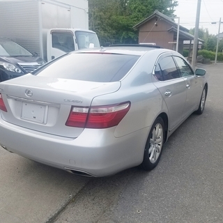 LS　460　S I　パッケージ　予備検査取得済！サンルーフ・本革・コンビウッドの画像
