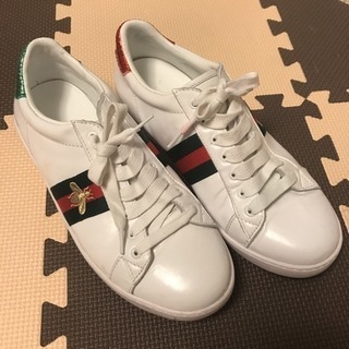 美品　GUCCI ホワイト スニーカー　蜂　正規品 グッチ エース 蜂