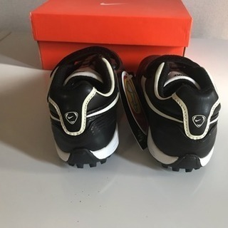 NIKE サッカーシューズ 子供用の画像