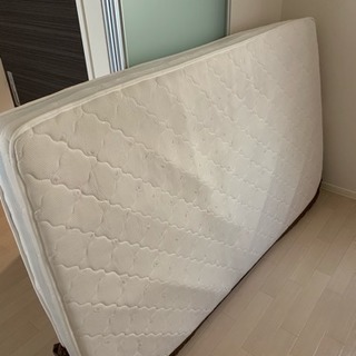 良品！セミダブルベッドマットの画像