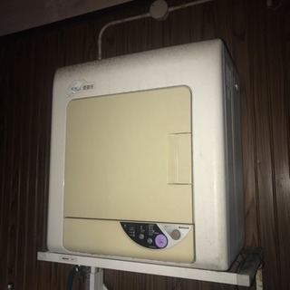衣類乾燥機です。使ってください。の画像