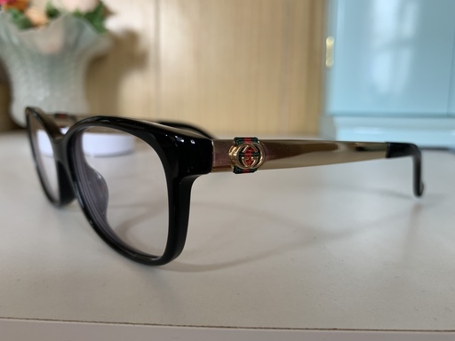 GUCCI　メガネ　未使用