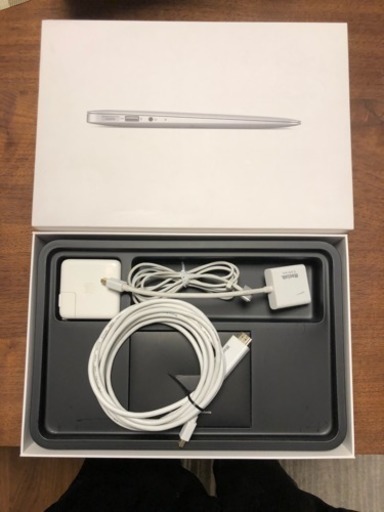 Mac MacBook Air 11inch i7 SSD256GB RAM 8GB