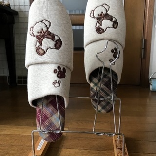 再度値下げ！折りたたみ式 スリッパラックの画像