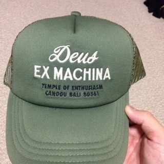 DEUS新品キャップ激安の画像