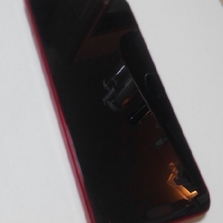 美品　HTC10（HTV32）カメリアレッド【SIMフリー】の画像