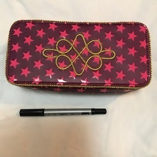 化粧品 MACの 箱型ポーチ