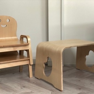 バラ売り可 キコリのイス2脚とテーブルの画像