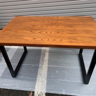 ☆値下げしました！！　￥8800　テーブル　エイアイエス　AIS...