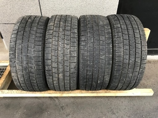 バリ山 225/45R18　スタッドレス4本セット　ピレリ　クラウン　ハイエース　マークX　レクサス　エスティマ　オデッセイ